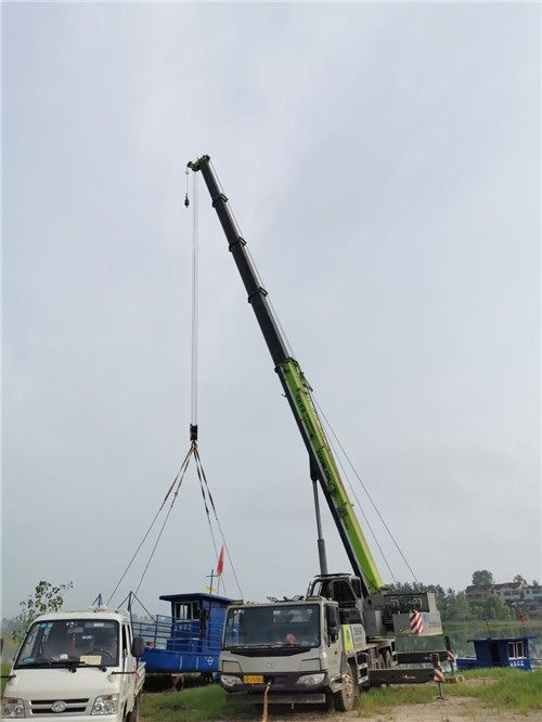 索县桥梁建设吊装案例